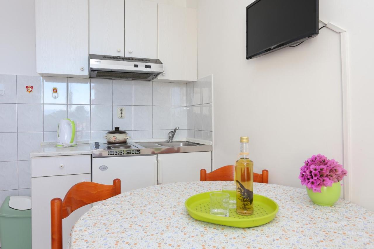 Apartments By The Sea Rastici, Ciovo - 11723 โตรกีร์ ภายนอก รูปภาพ