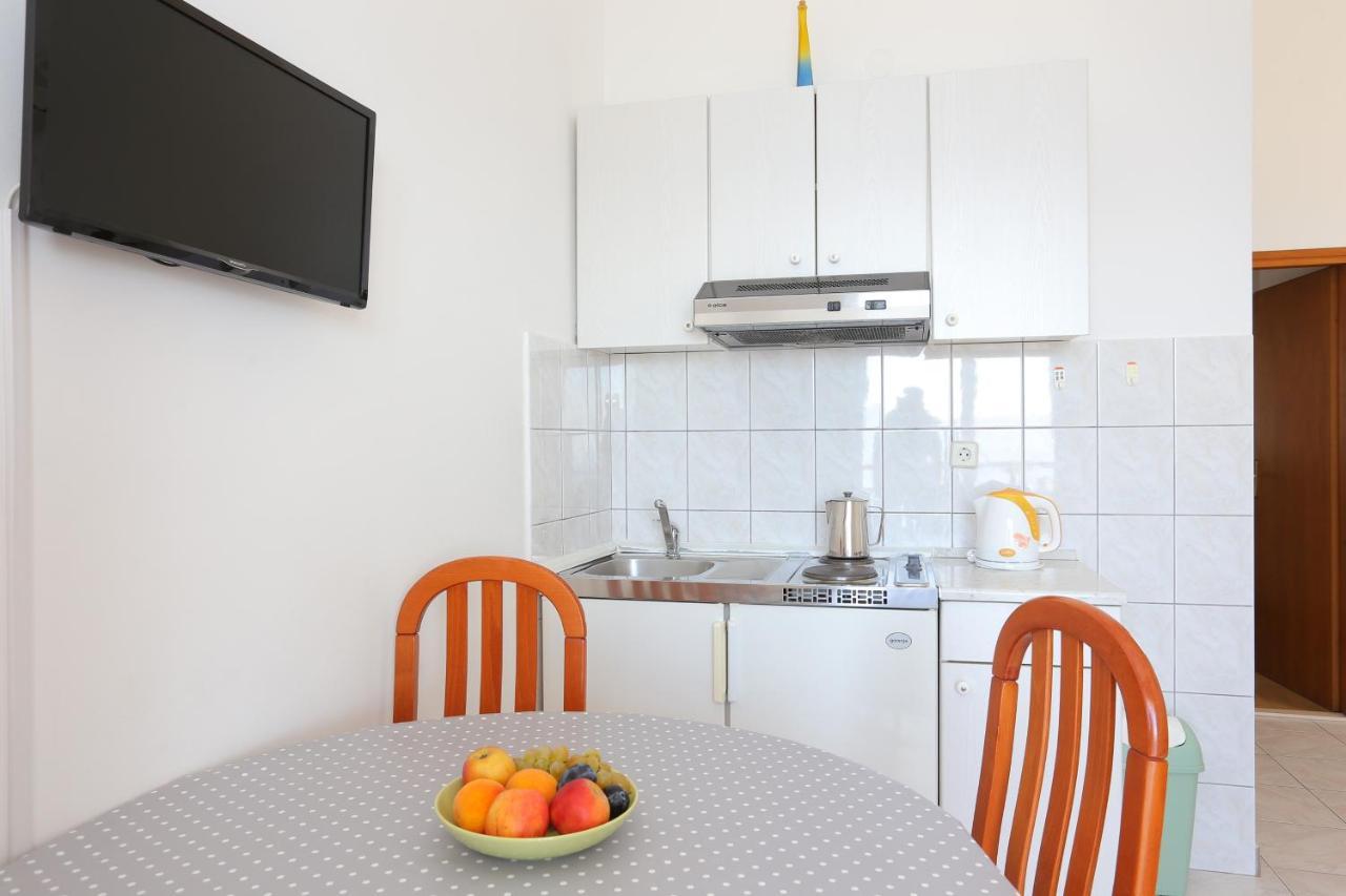 Apartments By The Sea Rastici, Ciovo - 11723 โตรกีร์ ภายนอก รูปภาพ