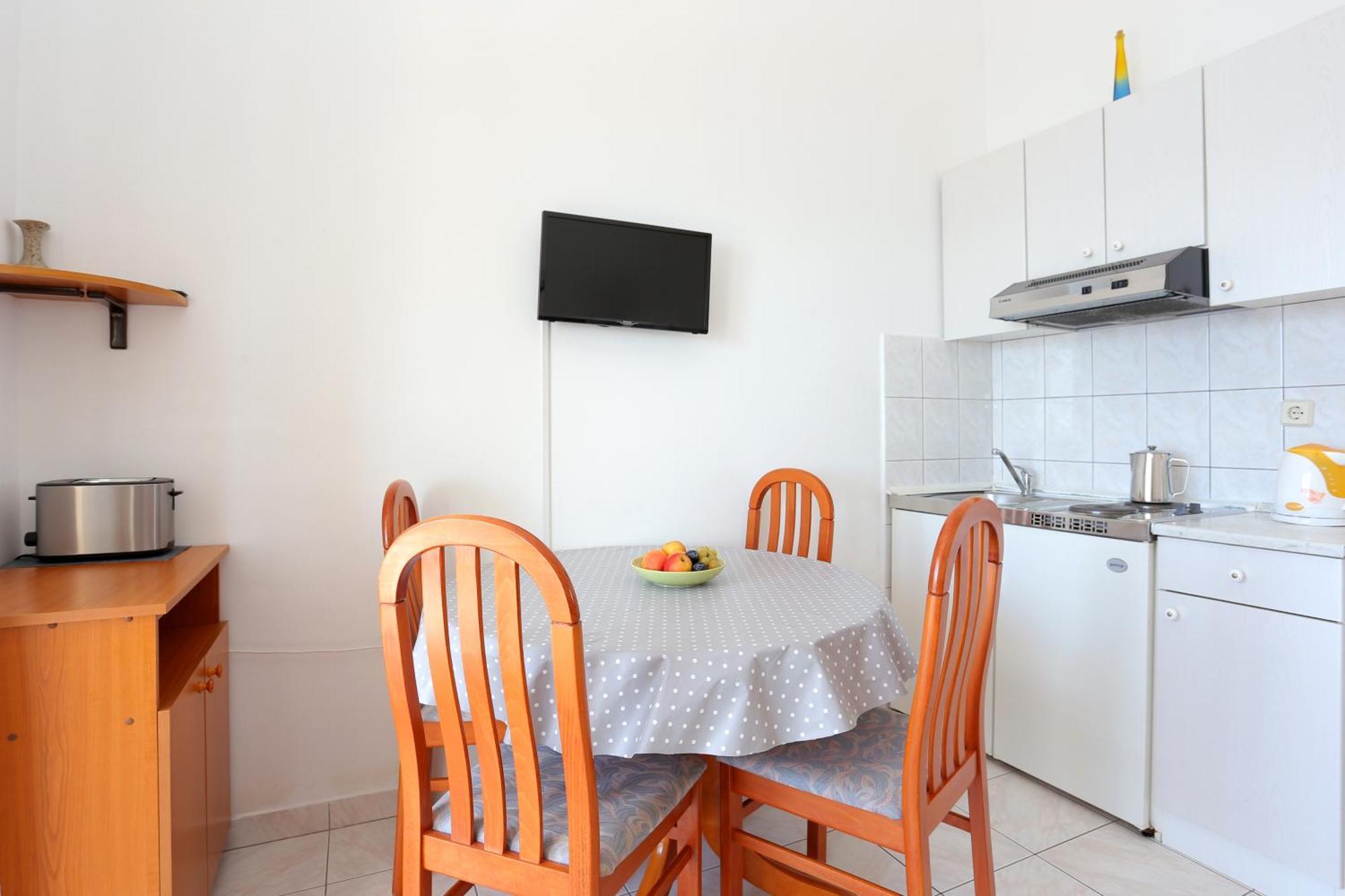 Apartments By The Sea Rastici, Ciovo - 11723 โตรกีร์ ห้อง รูปภาพ